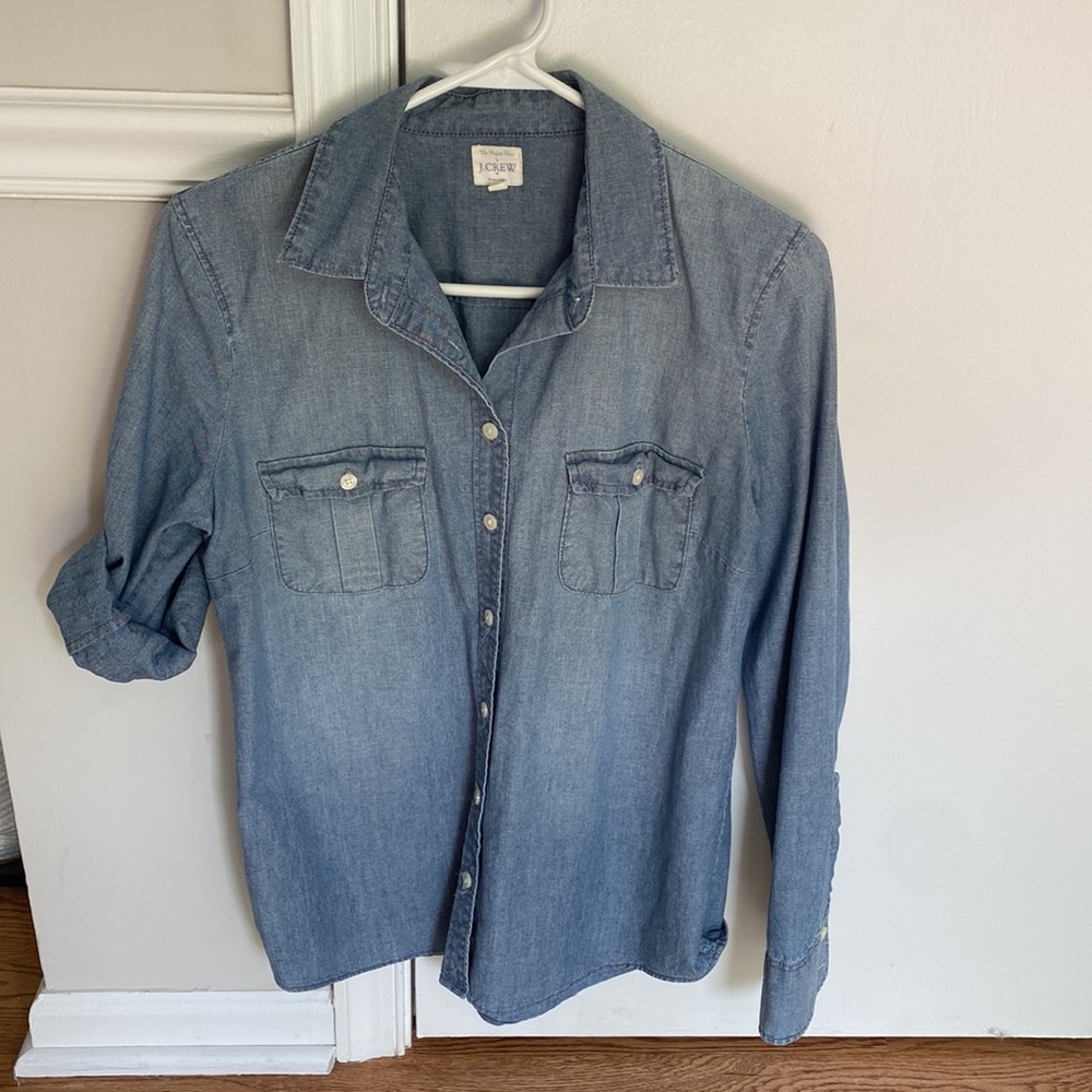 EUC J. Crew Chambray Button Down Small